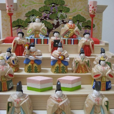 下田さん作、段飾り雛人形サムネイル
